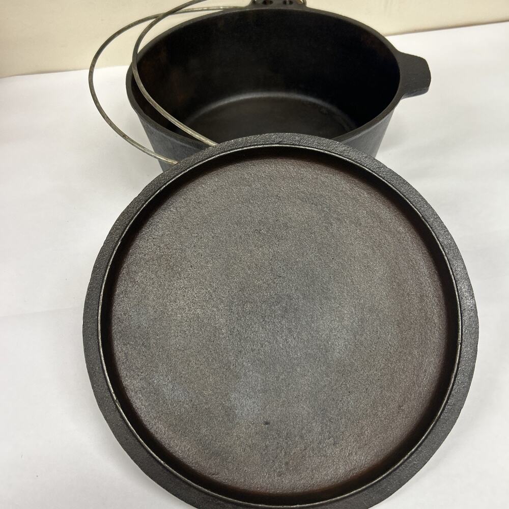 Vintage Stansport Cast Iron Dutch Oven 9” With Handles - Picture 6 of 8